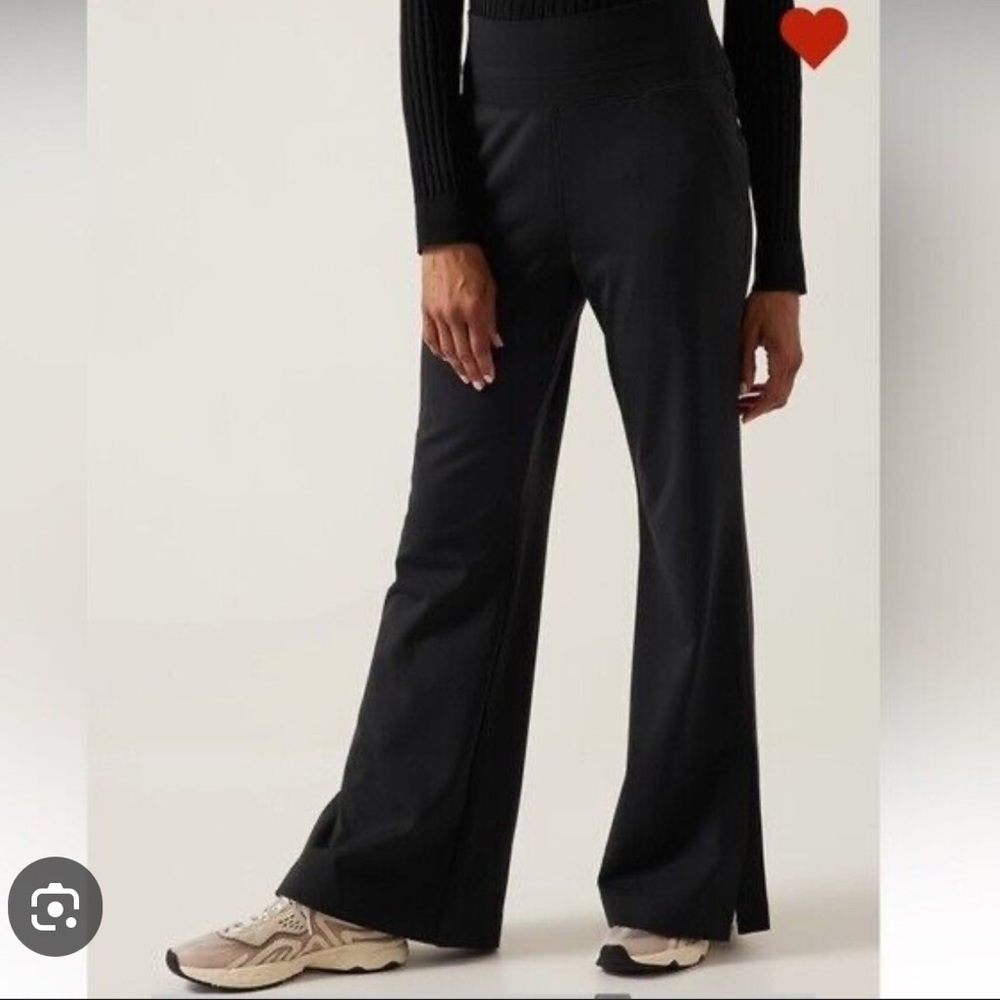 Athleta Venice flare pant/ black- small tall